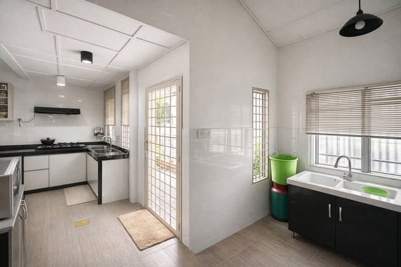 Rumah Teres 2 Tingkat untuk Dijual di Usj 9 (Subang Jaya) - Izzat Zamros - Kitchen - PropertyGuru.com.my