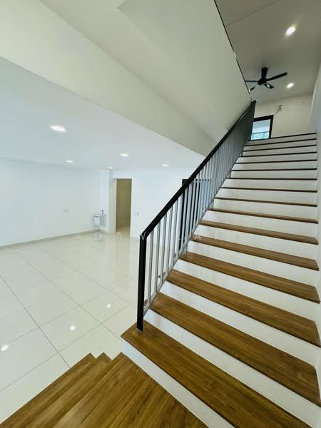 2-storey Terraced House for Sale in Bukit Jelutong (Shah Alam) - Adaw Zain - Interior - PropertyGuru.com.my