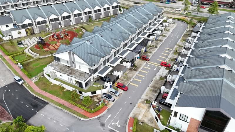 2-storey Terraced House for Sale in Bukit Jelutong (Shah Alam) - Adaw Zain - Exterior - PropertyGuru.com.my