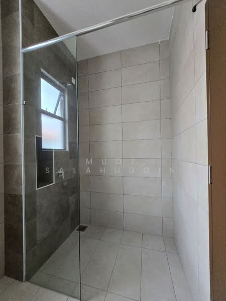 2-storey Terraced House for Sale in Setia Safiro (Cyberjaya) - Mudz Salahuddin - Bathroom - PropertyGuru.com.my