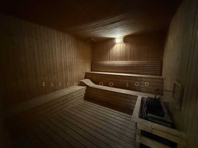 Pangsapuri untuk Dijual di Molek Pine 4 - Eliin Loo Loo - PropertyGuru.com.my