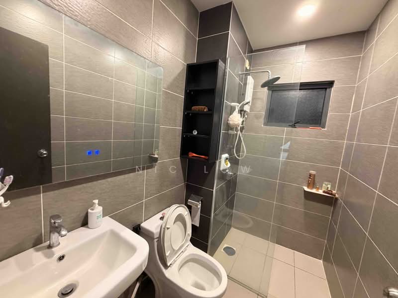 Kondominium untuk Disewa di The Henge - Nic Low - Bathroom - PropertyGuru.com.my