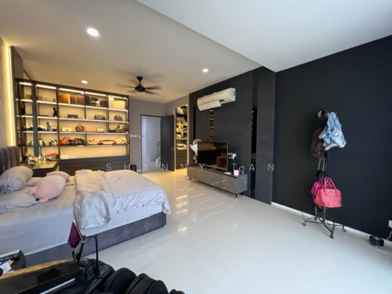 Rumah Berkembar untuk Dijual di Taman Cheras Vista (Cheras) - Shanny Tan - Master Bedroom - PropertyGuru.com.my