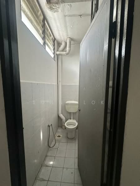 Kedai untuk Disewa di Taman Seri Delima (Bukit Minyak) - Sunny Lok - Bathroom - PropertyGuru.com.my