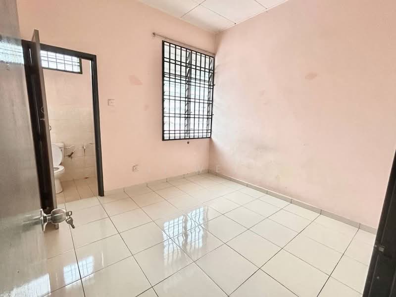 Rumah Teres 1.5 Tingkat untuk Disewa di Bandar Putra (Kulai) - Li Wei - PropertyGuru.com.my