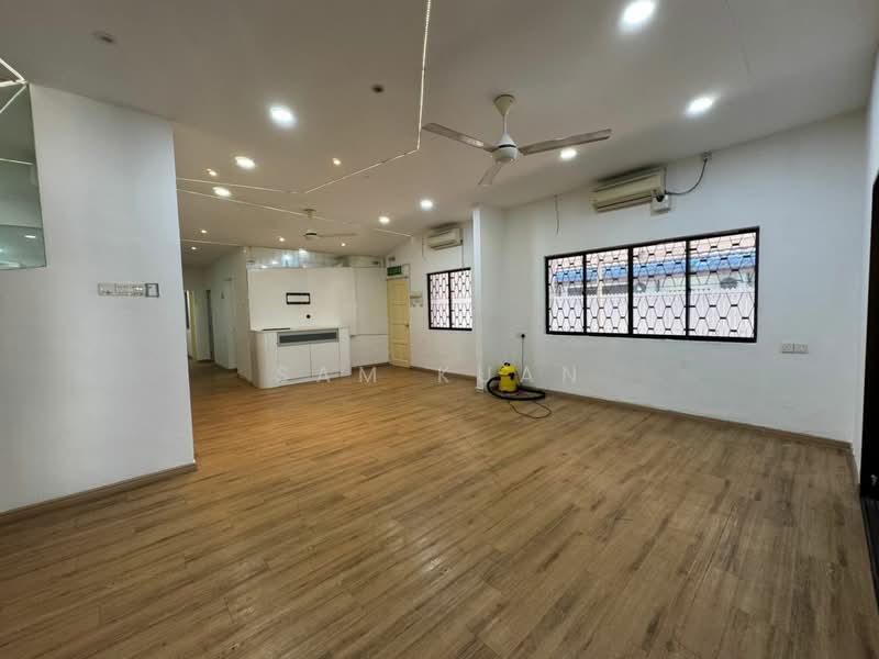 Bungalow for Sale in Taman Kebun Teh (Johor Bahru) - Sam Kuan - Interior - PropertyGuru.com.my