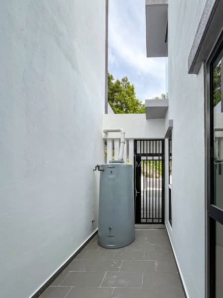 3-storey Terraced House for Sale in Taman Melawati (Ulu Kelang) - Izzat Zamros - Exterior - PropertyGuru.com.my