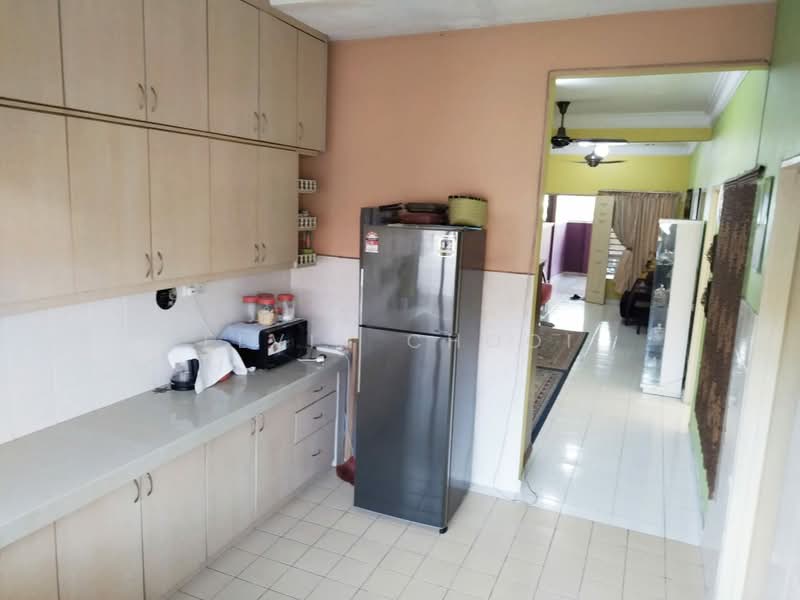 Rumah Teres 1 Tingkat untuk Dijual di Semenyih (Selangor) - Elvin Chooi - Kitchen - PropertyGuru.com.my