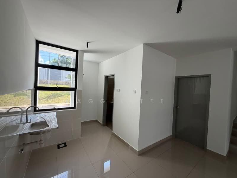Rumah Teres untuk Dijual di Taman Ponderosa (Johor Bahru) - Paggie Tee - PropertyGuru.com.my
