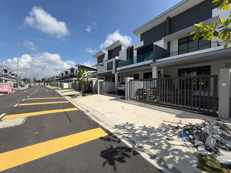 Rumah Teres untuk Dijual di Taman Ponderosa (Johor Bahru) - Paggie Tee - PropertyGuru.com.my