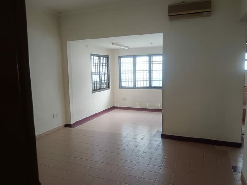 Rumah Teres 2 Tingkat untuk Dijual di Taman Pelangi (Johor Bahru) - Joan Sin - Living Room - PropertyGuru.com.my