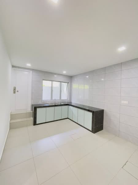 Rumah Teres 1 Tingkat untuk Dijual di Taman Serene (Johor Bahru) - Maggie Lee - Kitchen - PropertyGuru.com.my