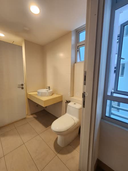 Kondominium untuk Dijual di Ceriaan Kiara - May Soo - Bathroom - PropertyGuru.com.my