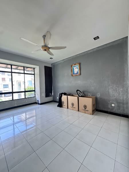 Rumah Teres 3 Tingkat untuk Disewa di Butterworth (Penang) - Joanne Ang - Living Room - PropertyGuru.com.my