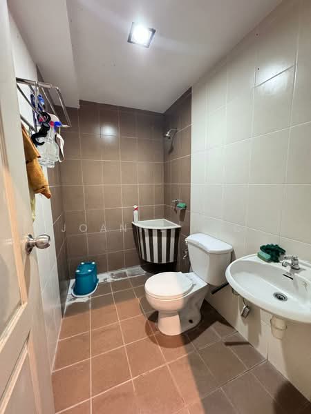 Rumah Teres 3 Tingkat untuk Disewa di Butterworth (Penang) - Joanne Ang - Bathroom - PropertyGuru.com.my