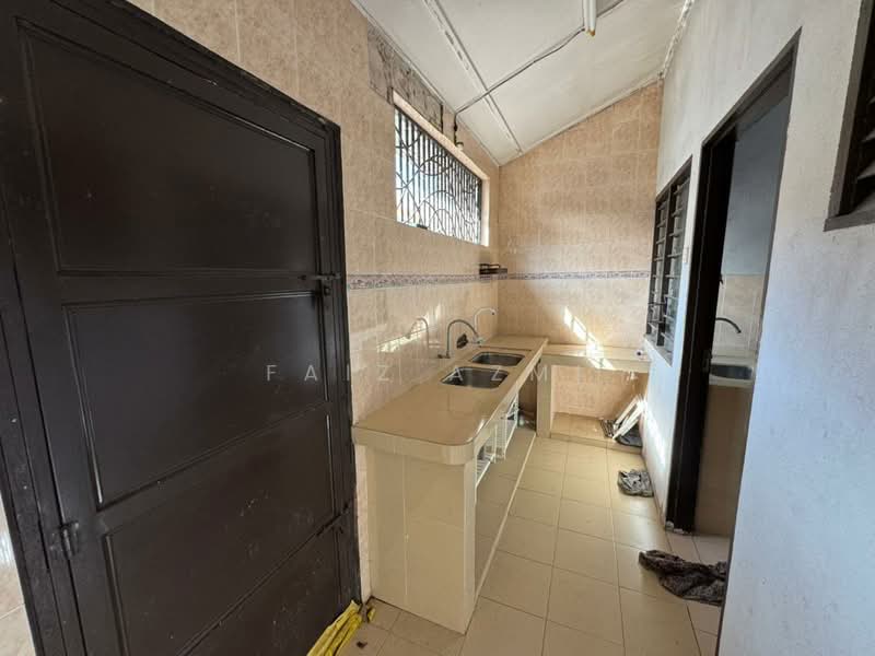 Terraced House for Sale in Kuantan (Pahang) - Faiz Azmi - PropertyGuru.com.my