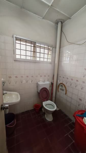 2-storey Terraced House for Sale in Taman Setapak Indah (Setapak) - GEE Lee - Bathroom - PropertyGuru.com.my