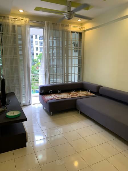 Kondominium untuk Dijual di Putra Place Condominium - Teoh Kim Leong - Living Room - PropertyGuru.com.my