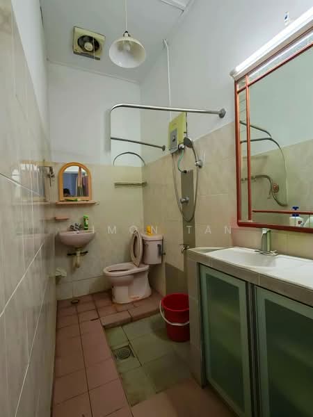 Rumah Teres 1 Tingkat untuk Dijual di Petaling Jaya (Selangor) - Simon Tan - Bathroom - PropertyGuru.com.my