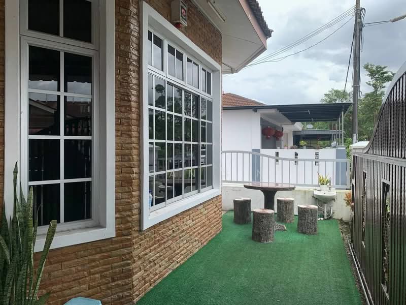 Rumah Teres 1 Tingkat untuk Dijual di Taman Pulai Emas (Kulai) - Joan Sin - Exterior - PropertyGuru.com.my