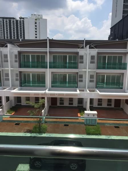 3-storey Terraced House for Sale in Bukit Rahman Putra (Sungai Buloh) - Wendy Lee - Exterior - PropertyGuru.com.my