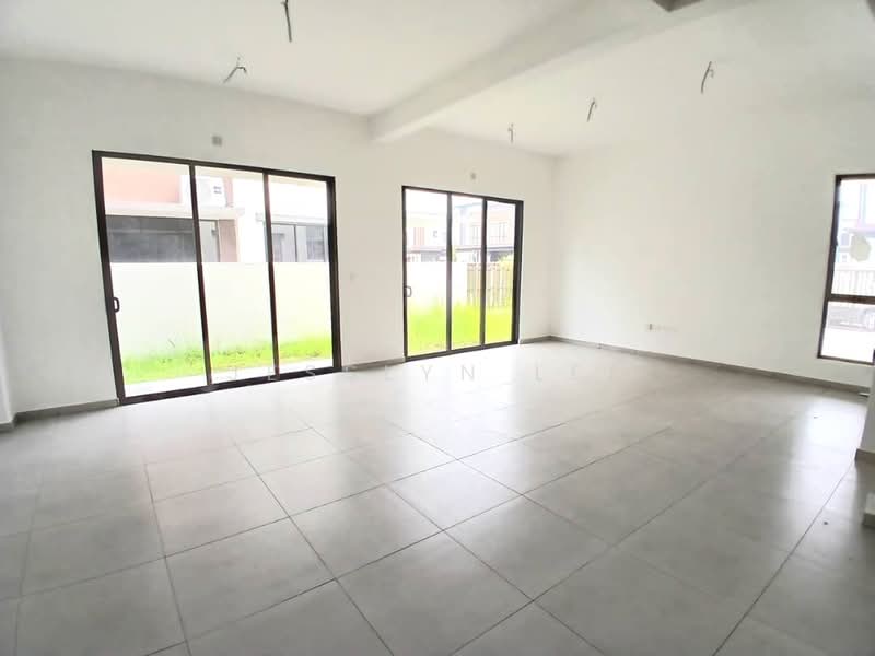 Semi-Detached House for Sale in Setia Ecohill (Semenyih) - Jesslyn Lee - Living Room - PropertyGuru.com.my