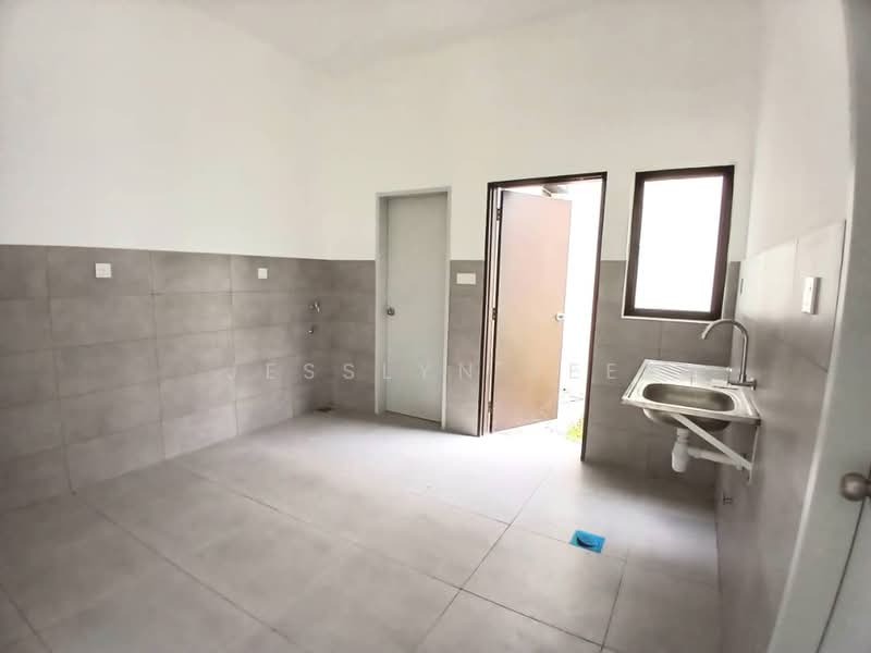 Semi-Detached House for Sale in Setia Ecohill (Semenyih) - Jesslyn Lee - Kitchen - PropertyGuru.com.my