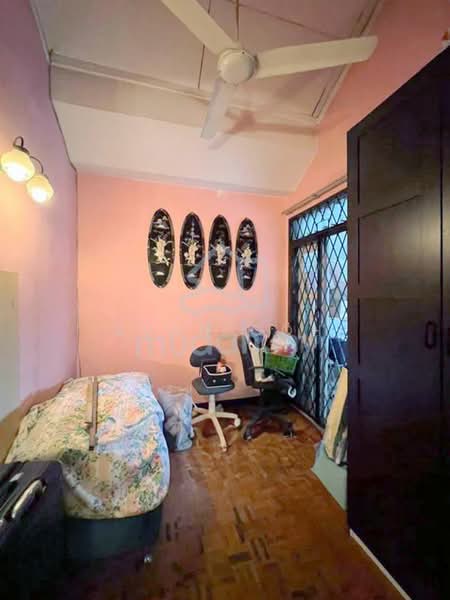 2-storey Terraced House for Sale in Bandar Kinrara Seksyen 2 (Bandar Kinrara) - Evan Goh - Bedroom - PropertyGuru.com.my