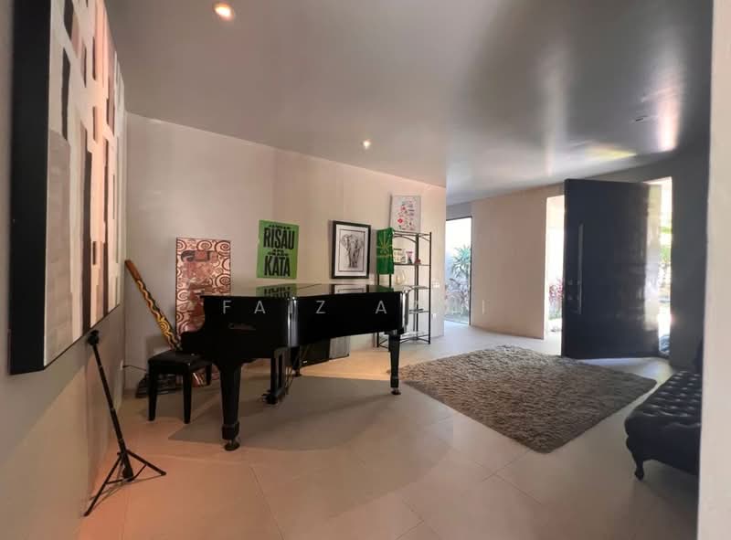 Rumah Banglo untuk Dijual di Kuantan (Pahang) - Faiz Azmi - Entrance - PropertyGuru.com.my