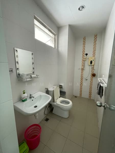 Condominium for Rent at Fiera Vista - Emma Chan - Bathroom - PropertyGuru.com.my
