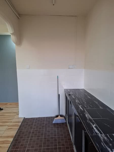 Rumah Flat untuk Dijual di Rumah Pangsa Laman Tasik - Jaz Lee - PropertyGuru.com.my