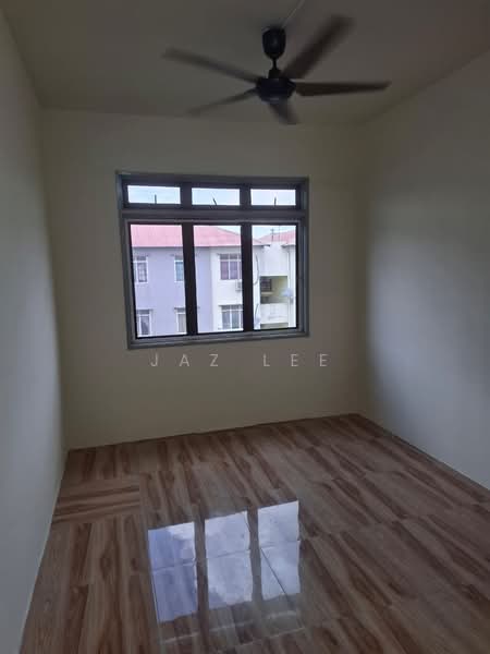 Rumah Flat untuk Dijual di Rumah Pangsa Laman Tasik - Jaz Lee - PropertyGuru.com.my