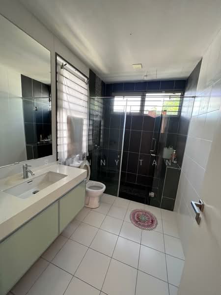 Semi-Detached House for Sale in Bandar Mahkota Cheras (Cheras) - Shanny Tan - Bathroom - PropertyGuru.com.my