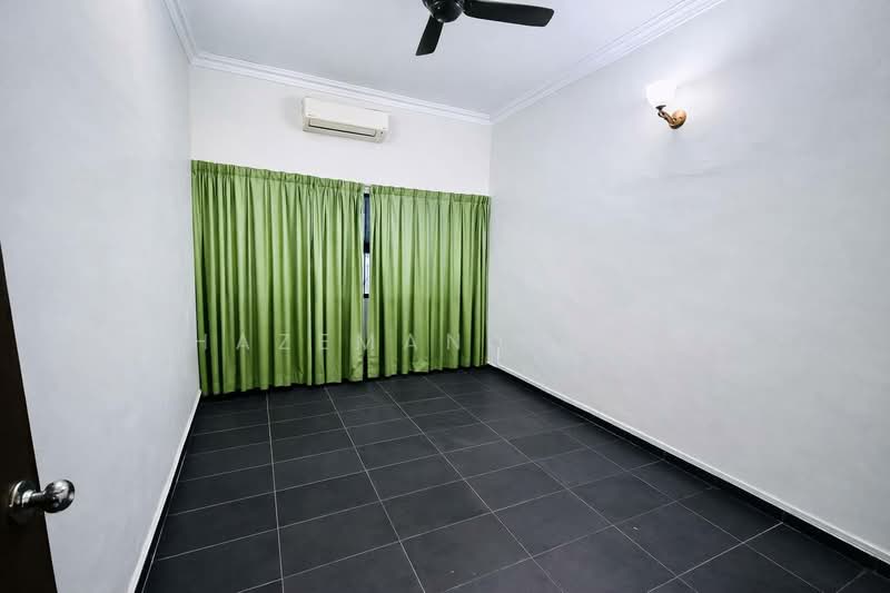 1-storey Terraced House for Sale in Taman Ehsan (Kepong) - Hazeman Omar - Interior - PropertyGuru.com.my
