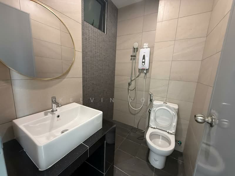 Apartment for Rent at D7 (D'Seven Lagoon Perdana) - Kelvin Pong - Bathroom - PropertyGuru.com.my
