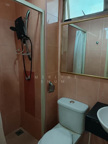 Condominium for Rent at East Lake Residence - Emerlyne Shum - Bathroom - PropertyGuru.com.my