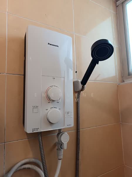 Condominium for Rent at East Lake Residence - Emerlyne Shum - Bathroom - PropertyGuru.com.my