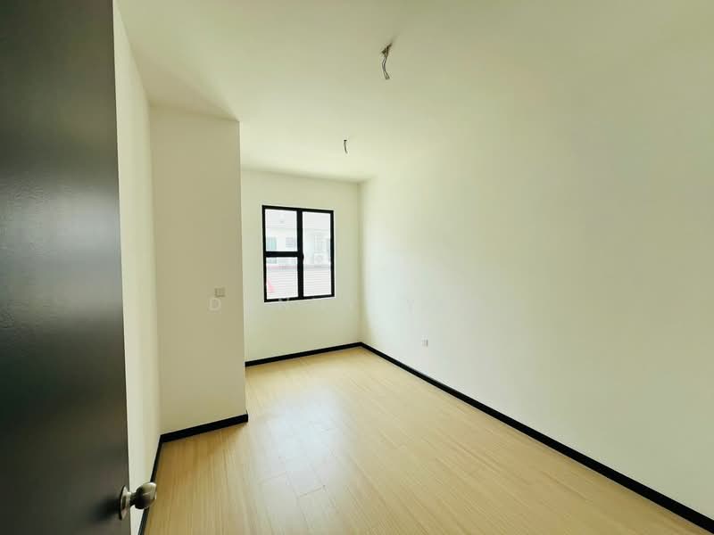 2-storey Terraced House for Sale in Taman Bukit Tiram (Ulu Tiram) - Danny Yap - Interior - PropertyGuru.com.my