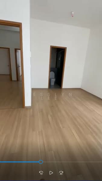 Semi-Detached House for Sale in Semenyih (Selangor) - Jesslyn Lee - Master Bedroom - PropertyGuru.com.my