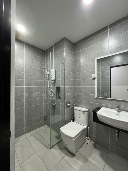 Service Residence for Rent at Paragon Residences @ Straits View - Samantha Tan - Bathroom - PropertyGuru.com.my
