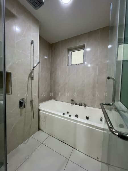 Service Residence for Rent at Paragon Residences @ Straits View - Samantha Tan - Bathroom - PropertyGuru.com.my