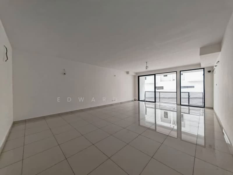 Rumah Teres untuk Dijual di Damansara Perdana (Selangor) - Edward Chai - Living Room - PropertyGuru.com.my