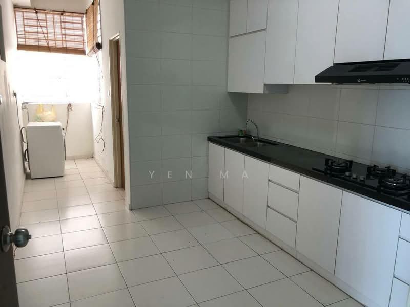 Servis Apartment untuk Dijual di Sky Gardens Residences - Yen Ma - Kitchen - PropertyGuru.com.my