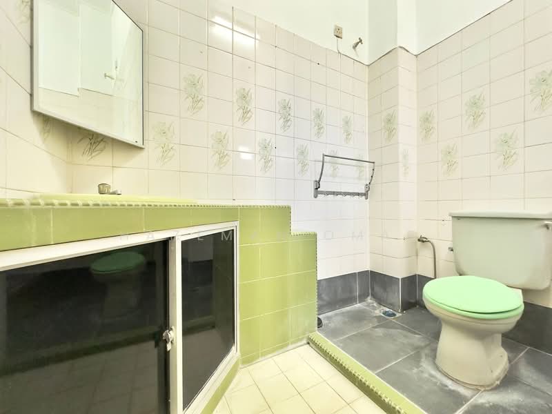 Rumah Teres 2 Tingkat untuk Dijual di Subang Jaya (Selangor) - Hazeman Omar - Bathroom - PropertyGuru.com.my