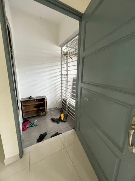 2-storey Terraced House for Sale in Puchong (Selangor) - Cady Koh - Entrance - PropertyGuru.com.my