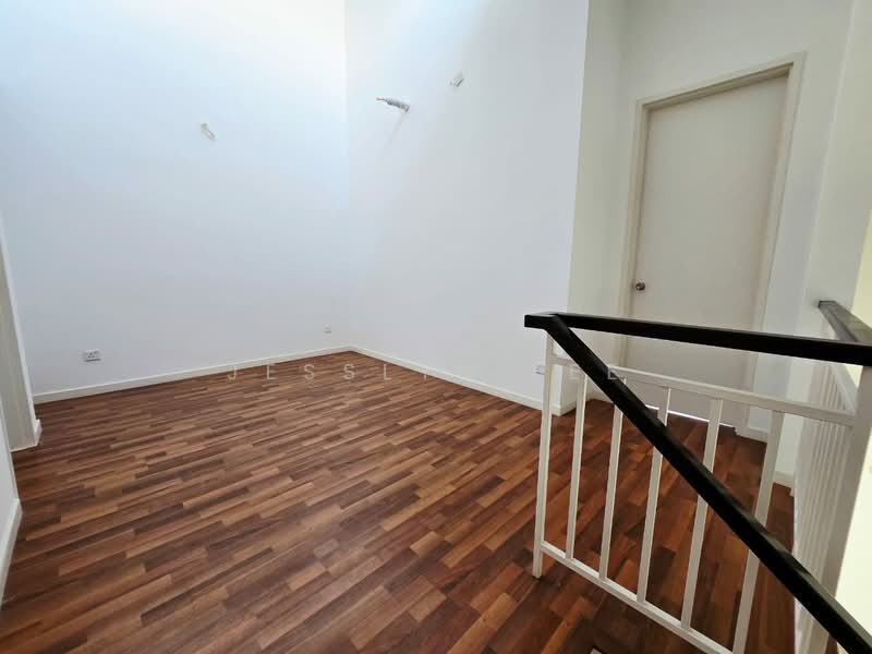 Rumah Berkembar untuk Dijual di Eco Majestic (Semenyih) - Jesslyn Lee - Second Floor - PropertyGuru.com.my