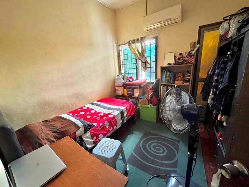 2-storey Terraced House for Sale in Taman Bukit Mewah (Kajang) - Ammeer Nadzrai - Bedroom - PropertyGuru.com.my