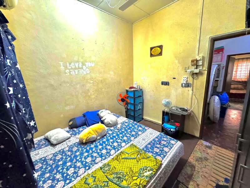 2-storey Terraced House for Sale in Taman Bukit Mewah (Kajang) - Ammeer Nadzrai - Bedroom - PropertyGuru.com.my