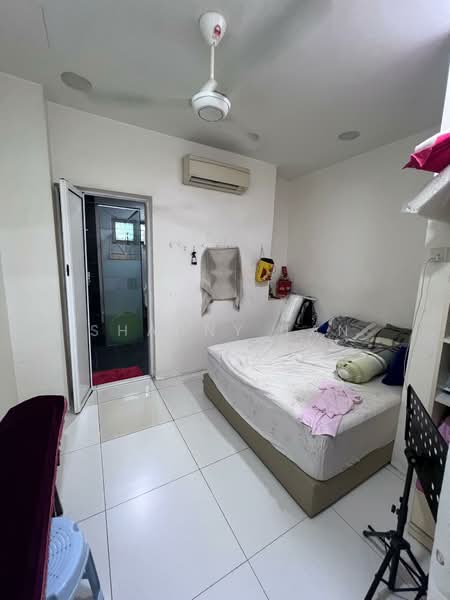 Semi-Detached House for Sale in Bandar Mahkota Cheras (Cheras) - Shanny Tan - Bedroom - PropertyGuru.com.my
