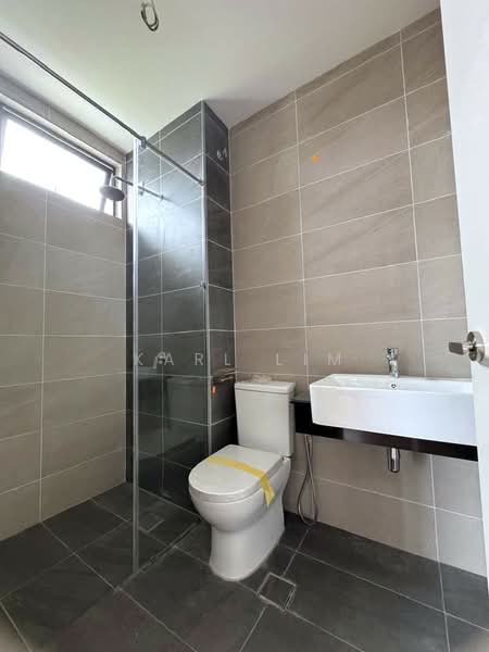 Semi-Detached House for Sale in Taman Sutera Utama (Skudai) - Karl Lim - Bathroom - PropertyGuru.com.my